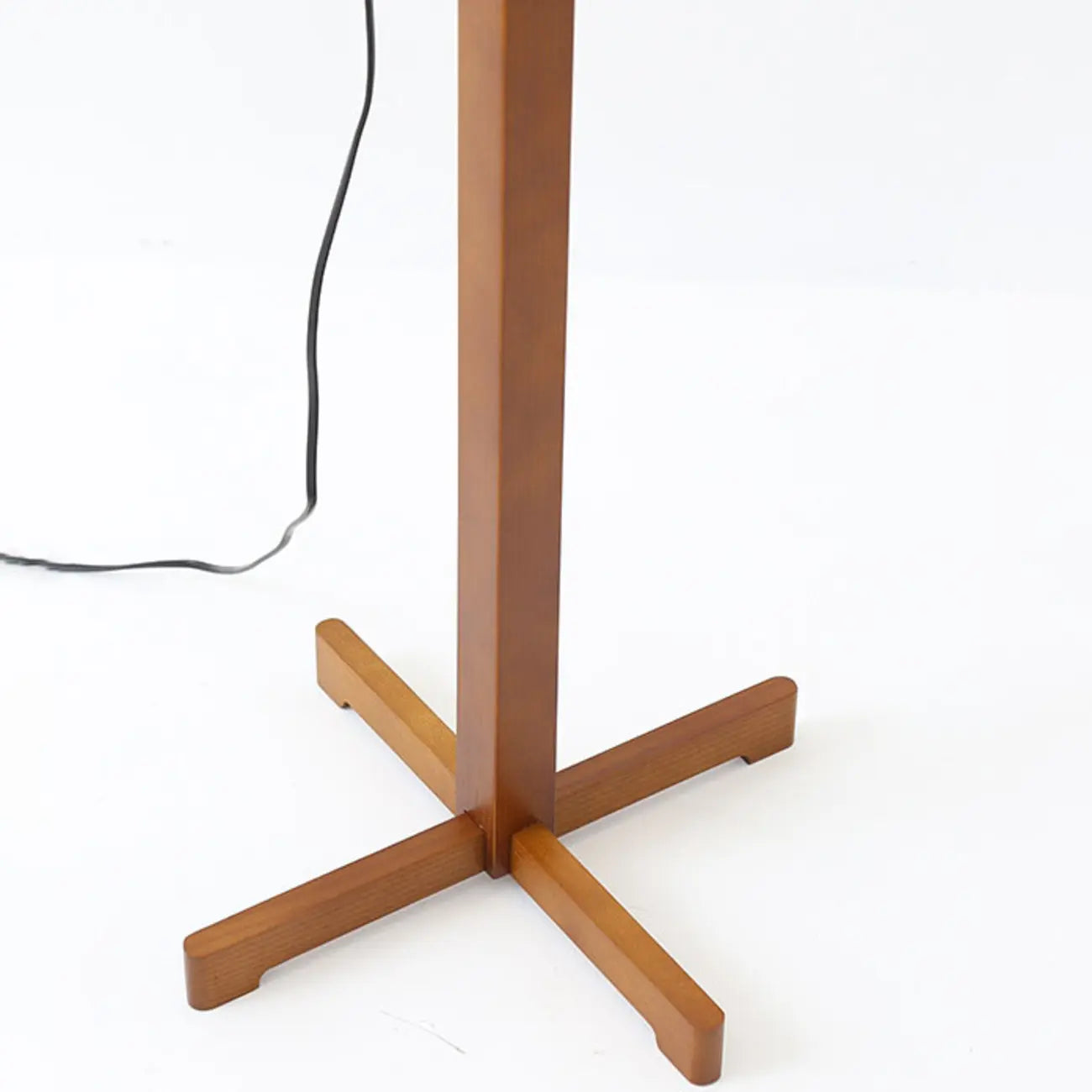 Lampadaire moderne en bois avec abat-jour en tissu, à brancher, pour salon