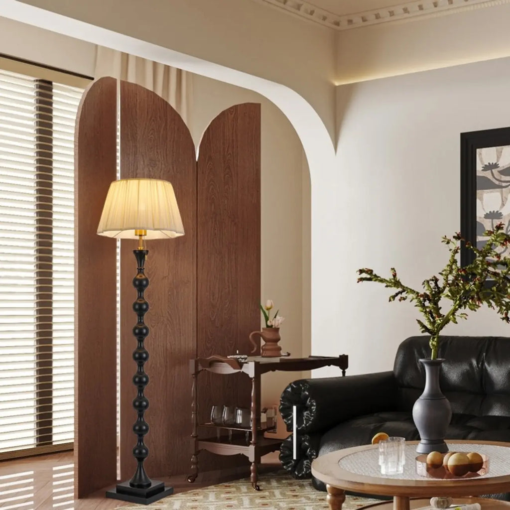 Lampadaire traditionnel en bois de 62 cm de haut avec abat-jour en tissu