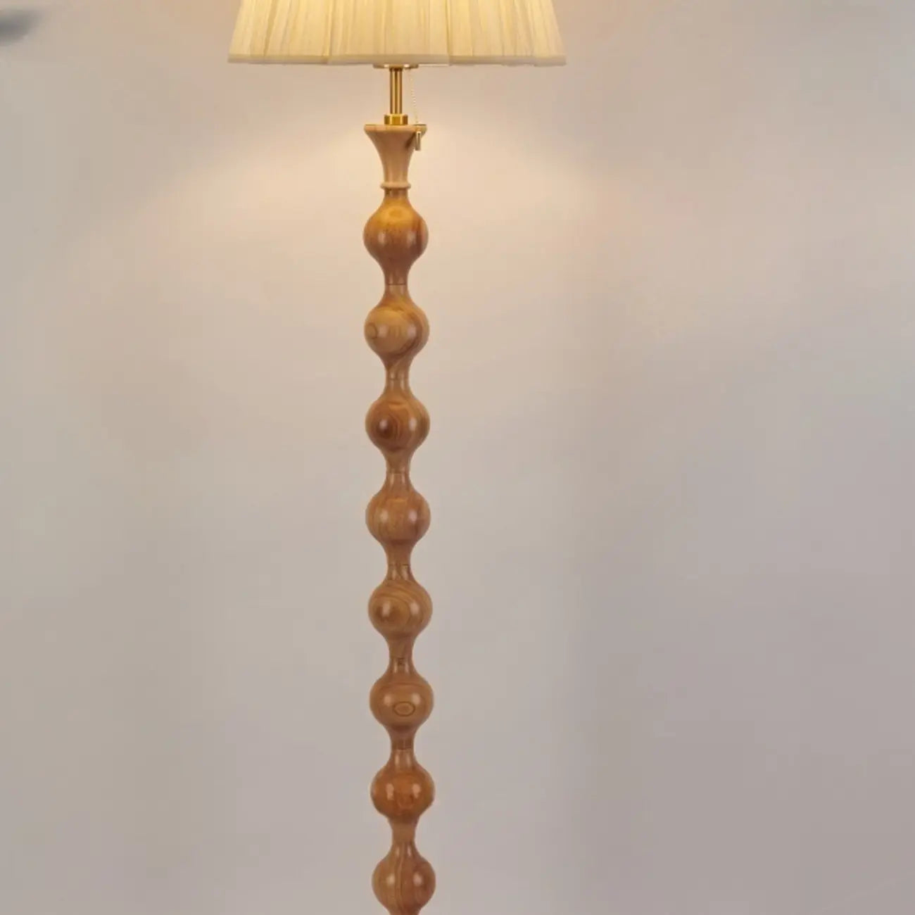 Lampadaire traditionnel en bois de 62 cm de haut avec abat-jour en tissu