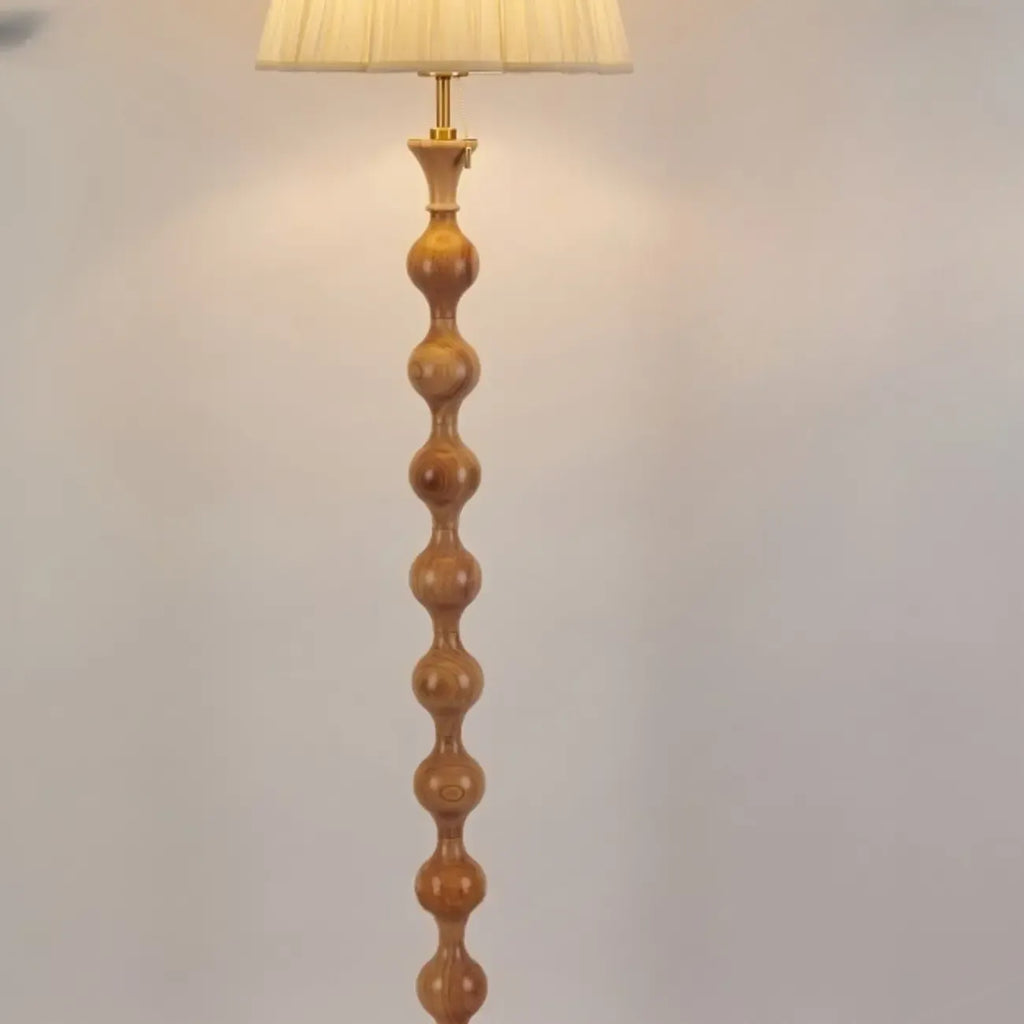 Lampadaire traditionnel en bois de 62 cm de haut avec abat-jour en tissu