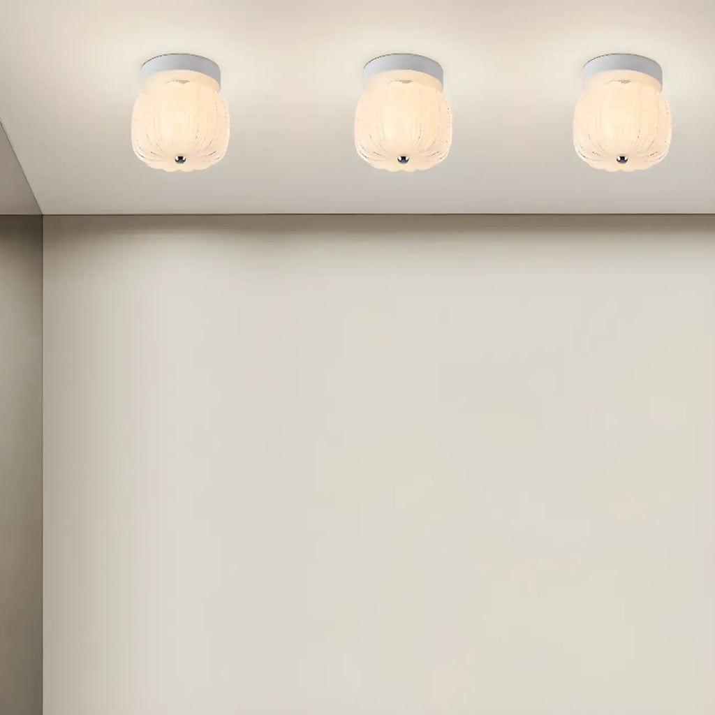 Plafonnier semi-encastré en forme de mini tambour pour couloir