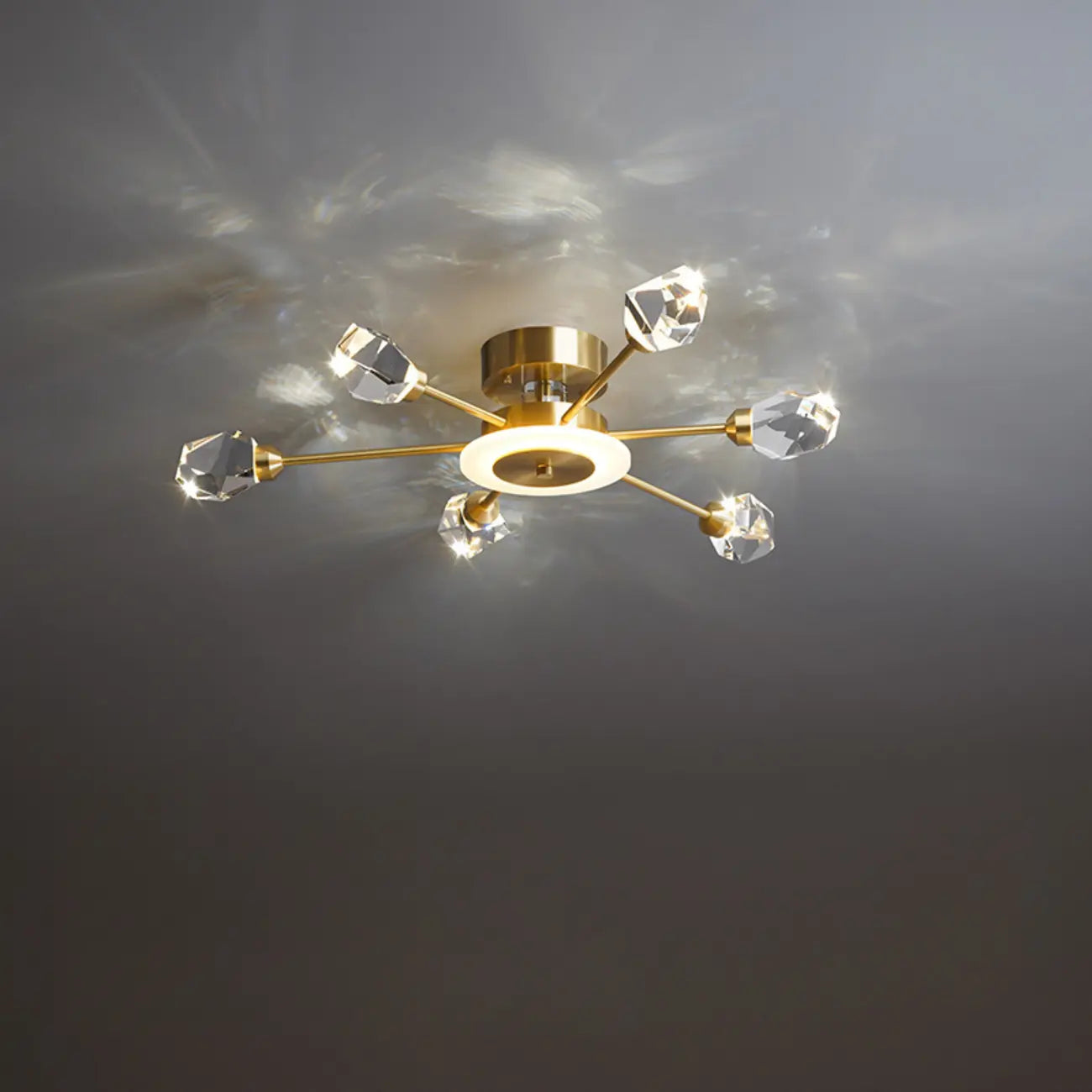 Plafonnier LED semi-encastré à intensité variable en cristal Sputnik doré