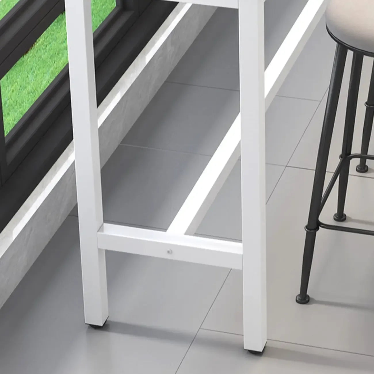 Tables de bar modernes en quartz gris avec pieds en métal