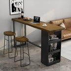 Table haute de bar industrielle en bois brun avec piètement en métal et étagères