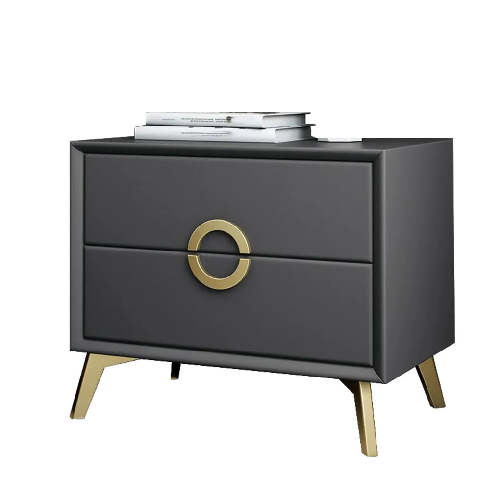 Table de chevet chic en cuir kaki avec détails dorés, à 2 tiroirs
