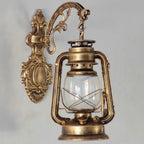 Applique murale d'extérieur industrielle avec abat-jour en verre argenté