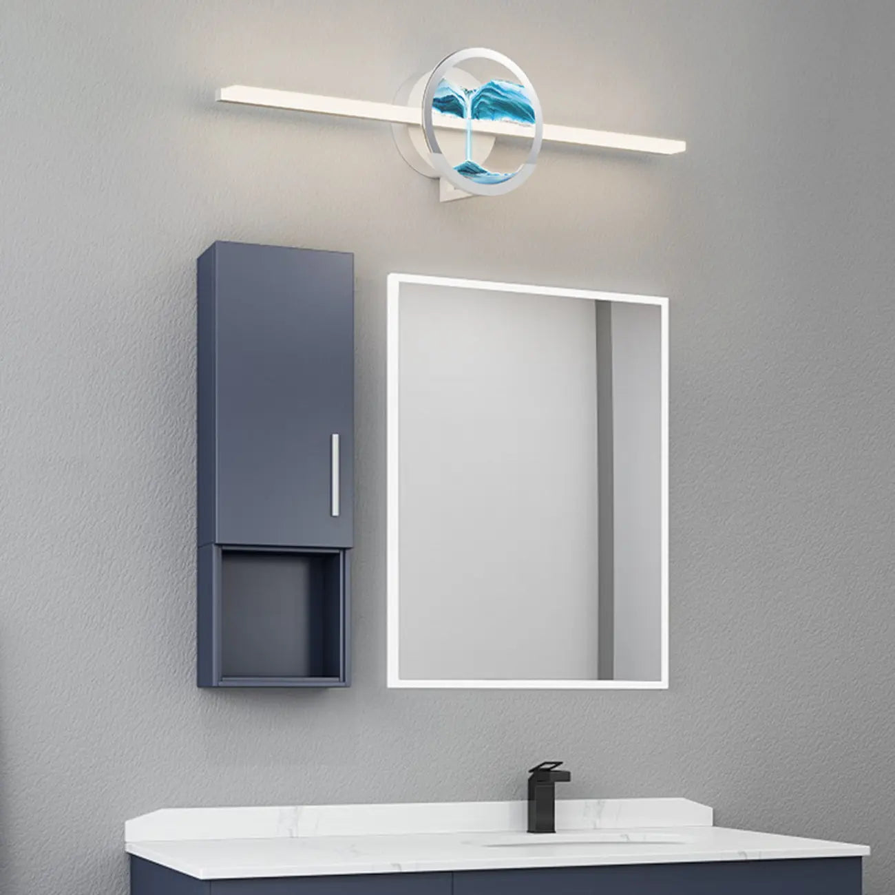 Applique murale de salle de bain en verre à intensité variable avec LED intégrée