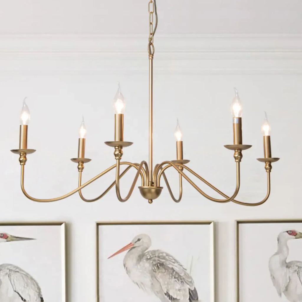 Lampadario classico a candelabro dorato regolabile in altezza