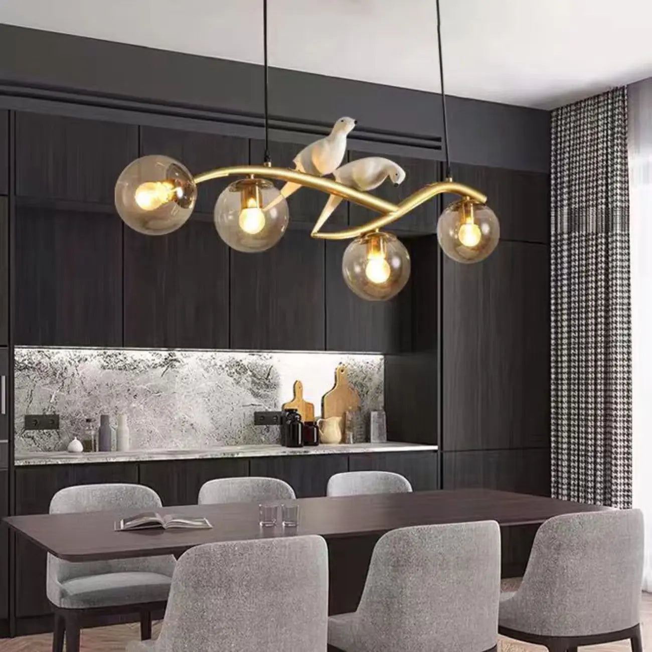 Lampadario a sospensione a 4 luci con globo in vetro per cucina