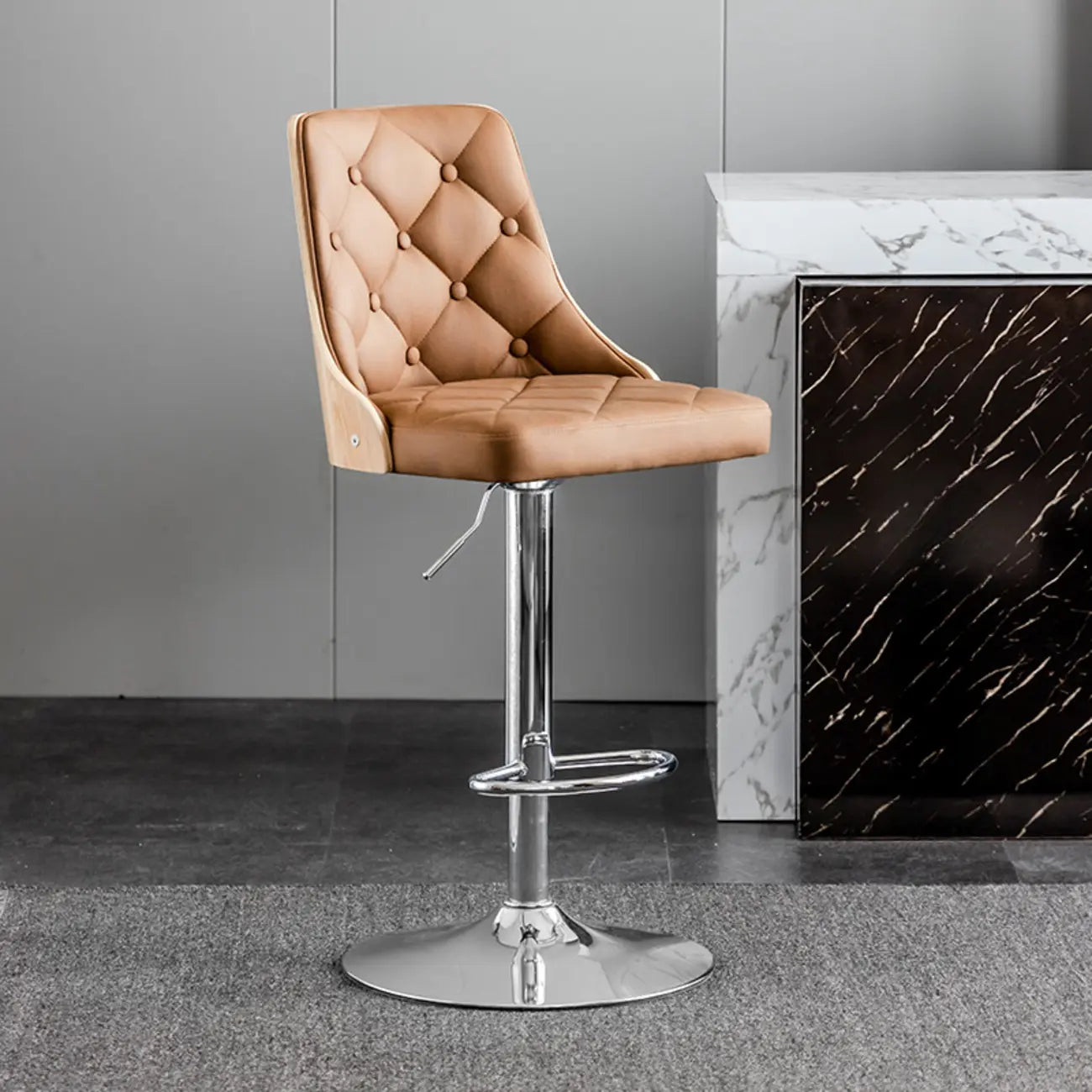 Tabouret de bar moderne réglable en cuir capitonné avec dossier haut