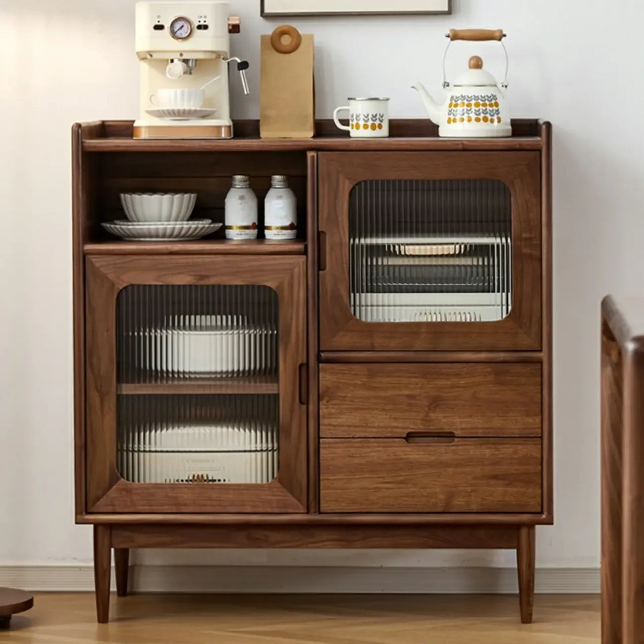 Buffet de rangement contemporain en bois sépia avec tiroirs