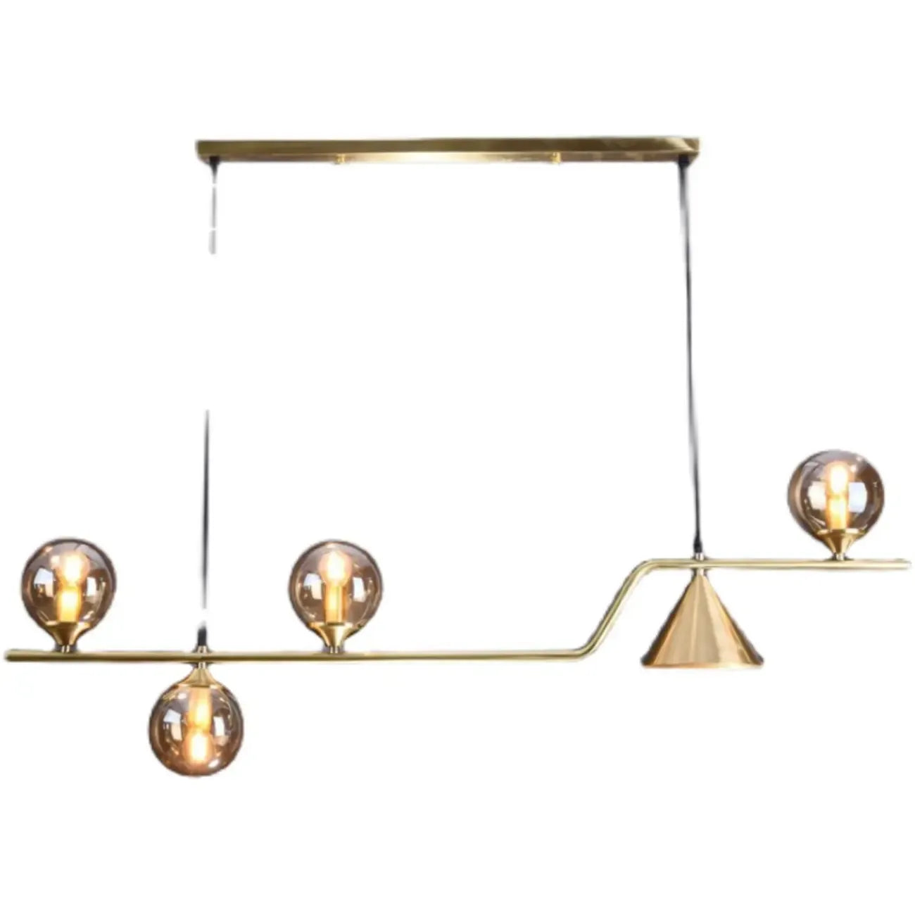 Salle à manger moderne avec suspension LED en laiton et verre pour îlot central
