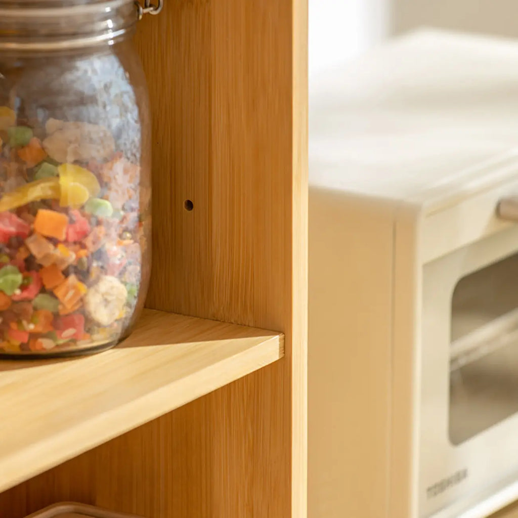 Vitrine murale à portes vitrées pour petite cuisine
