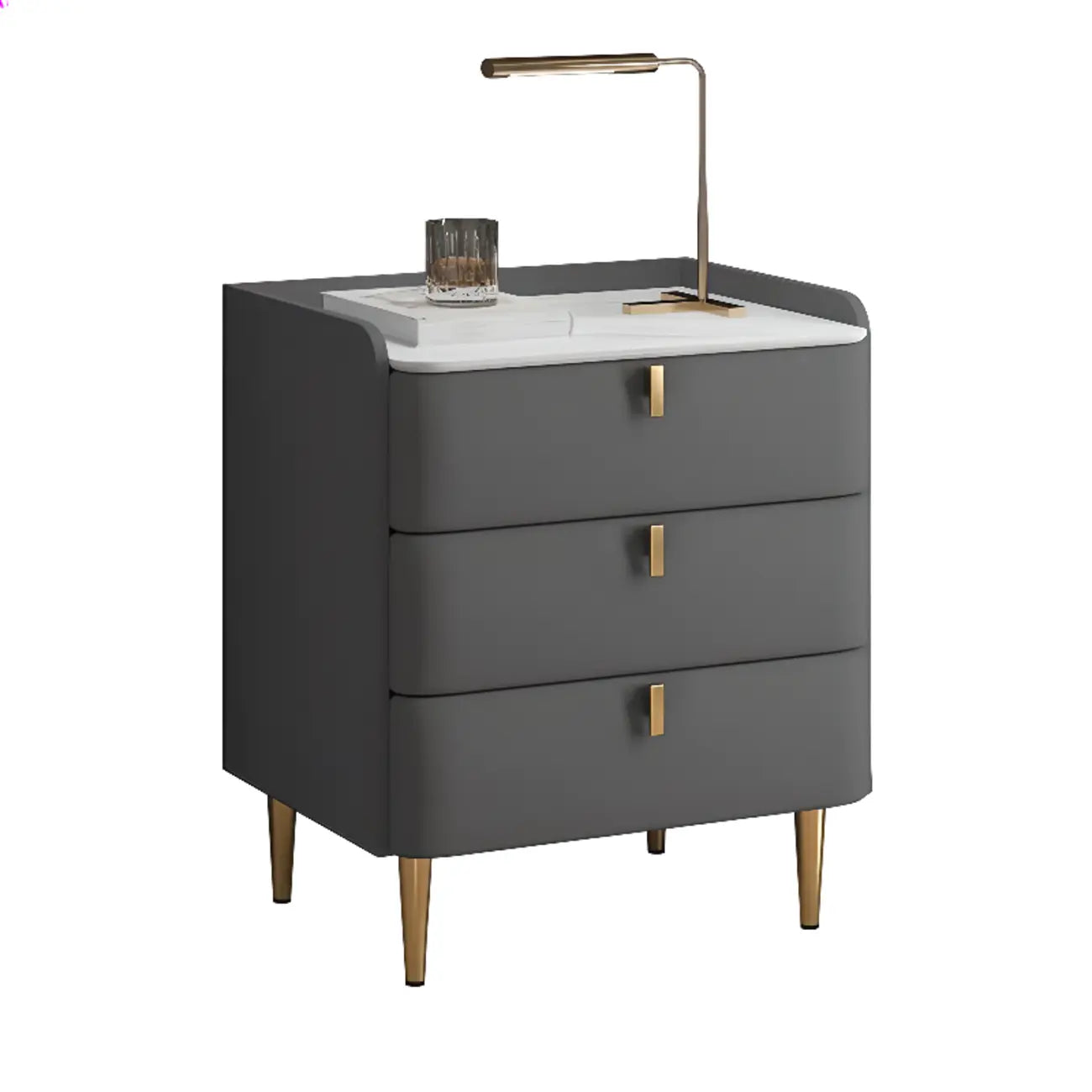Table de chevet moderne à 3 tiroirs avec plateau en pierre, finitions dorées et revêtement en cuir.