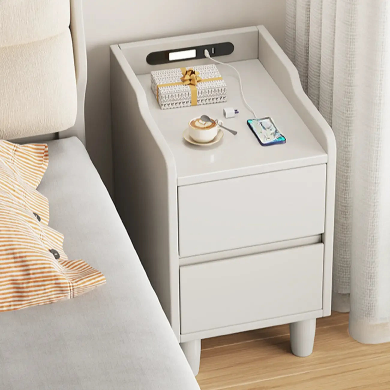 Table de chevet en bois brun avec tiroirs de chargement USB et éclairage