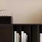 Bibliothèque cubique courte en bois noir avec tiroirs