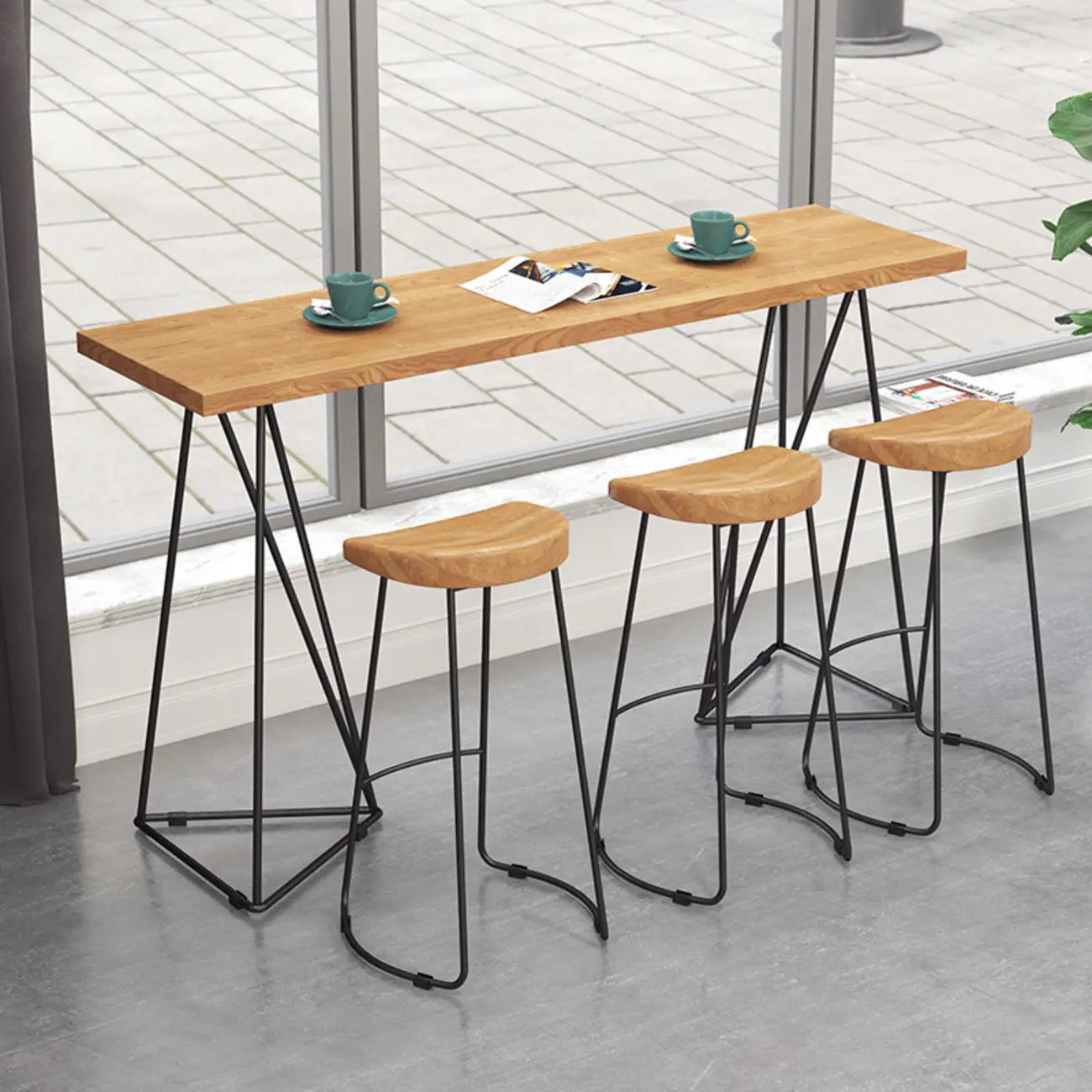 Tables de bar fixes en bois finition naturelle glamour
