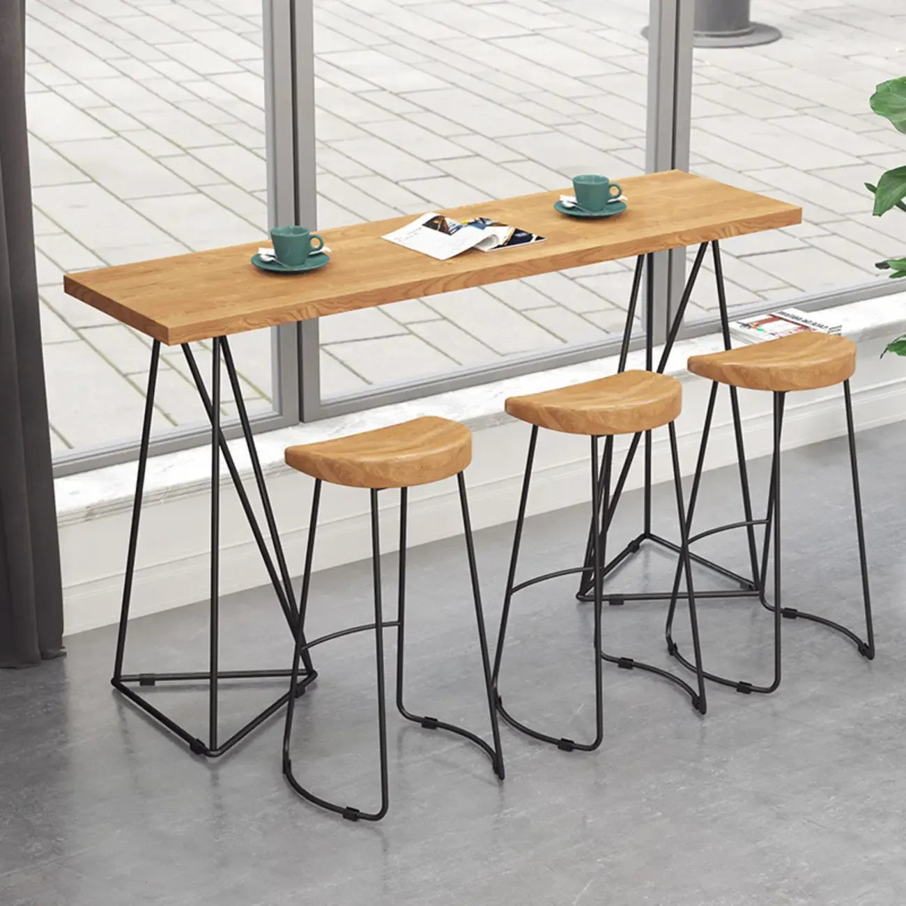 Tables de bar fixes en bois finition naturelle glamour