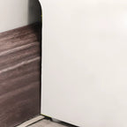 Armoire à chaussures haute en bois blanc avec façade rabattable pour couloir
