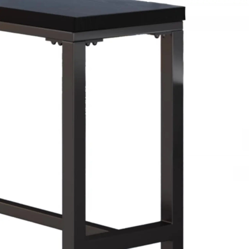 Tables de bar modernes en pin noir et métal avec repose-pieds