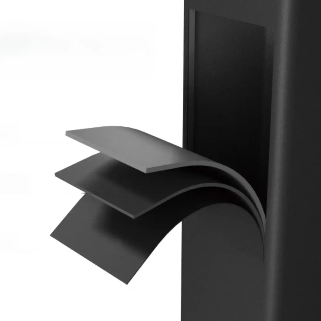 Tables de bar modernes en pin noir et métal avec repose-pieds