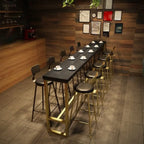 Tables de bar luxueuses en bois noir minuit avec repose-pieds en métal doré