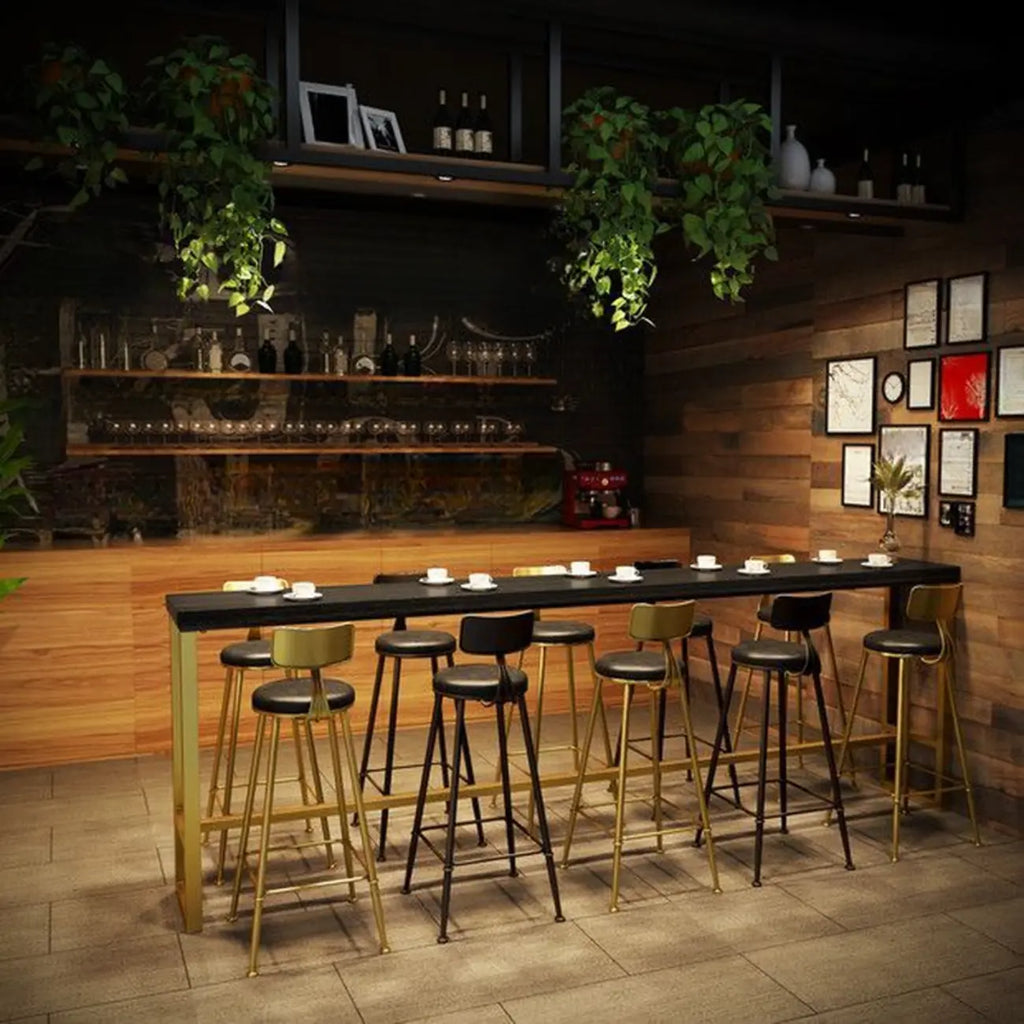 Tables de bar luxueuses en bois noir minuit avec repose-pieds en métal doré