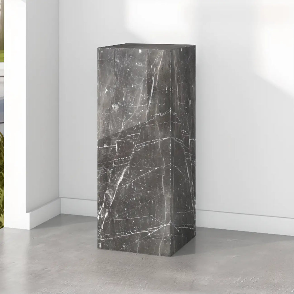 Table d'appoint minimaliste en marbre carré