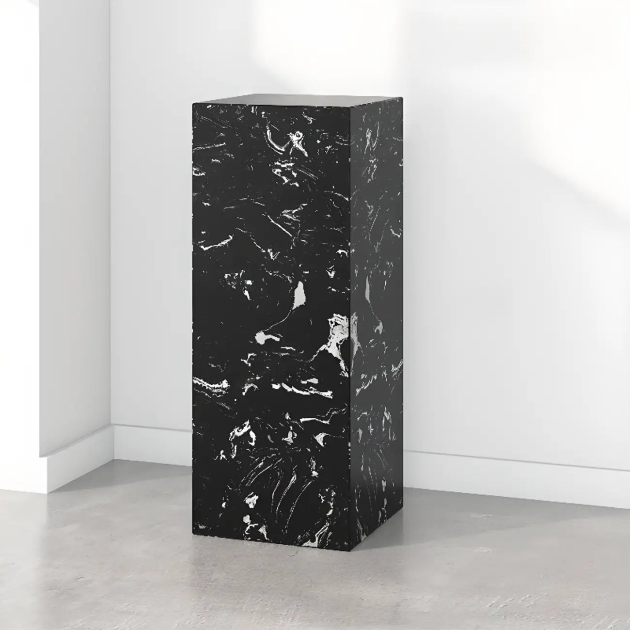Table d'appoint minimaliste en marbre carré