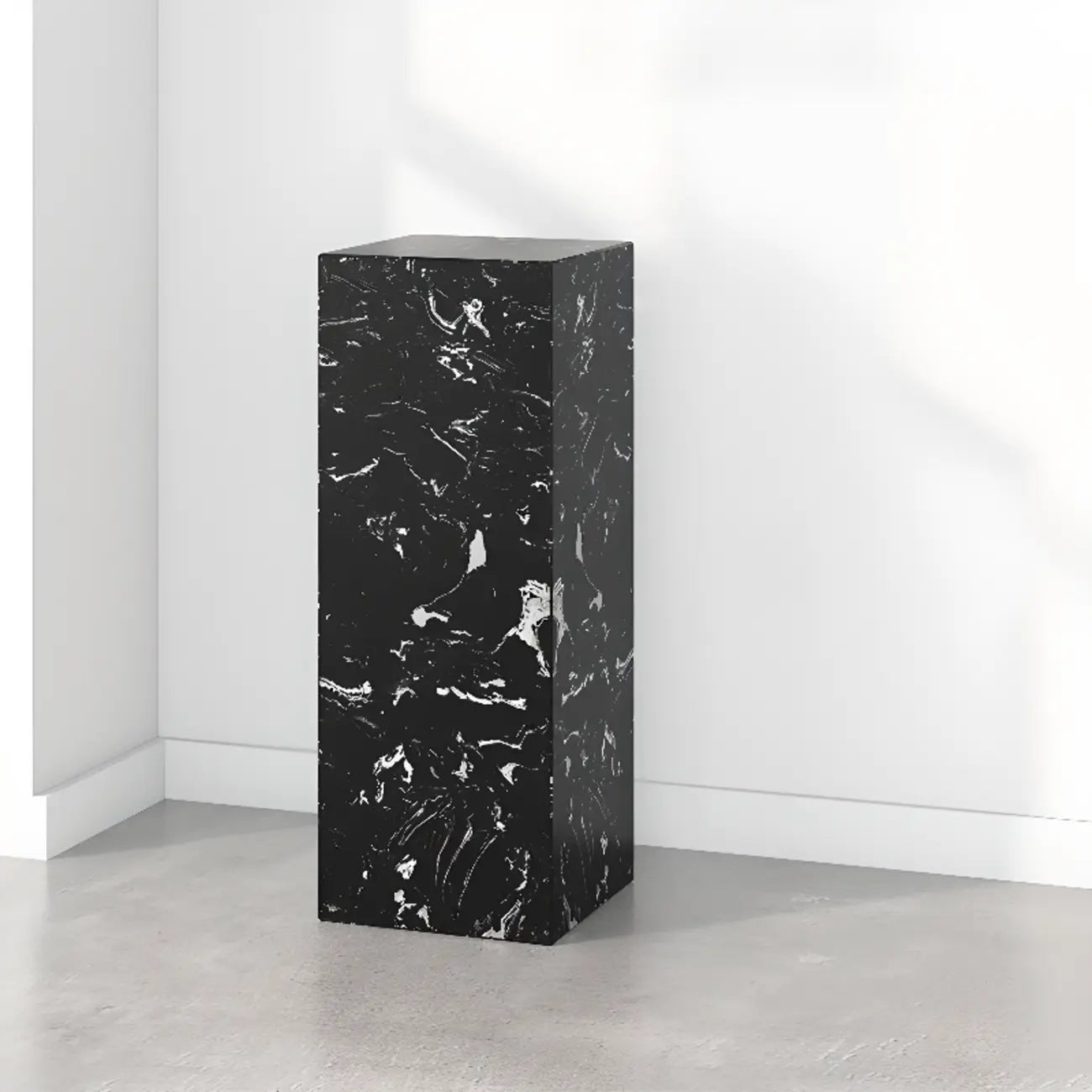 Table d'appoint minimaliste en marbre carré