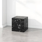 Table d'appoint minimaliste en marbre carré