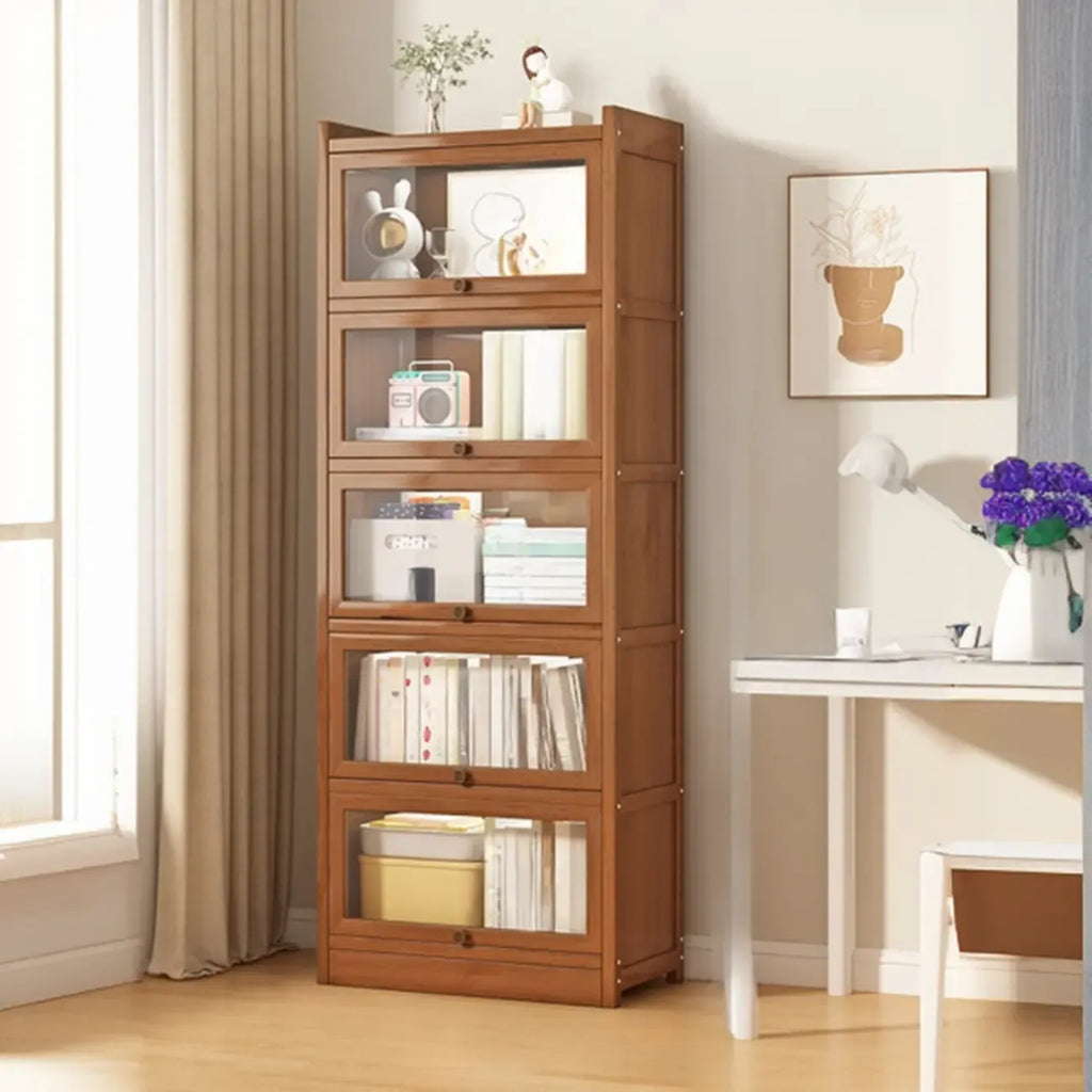 Vitrine moderne en bois brun avec façade en verre transparent