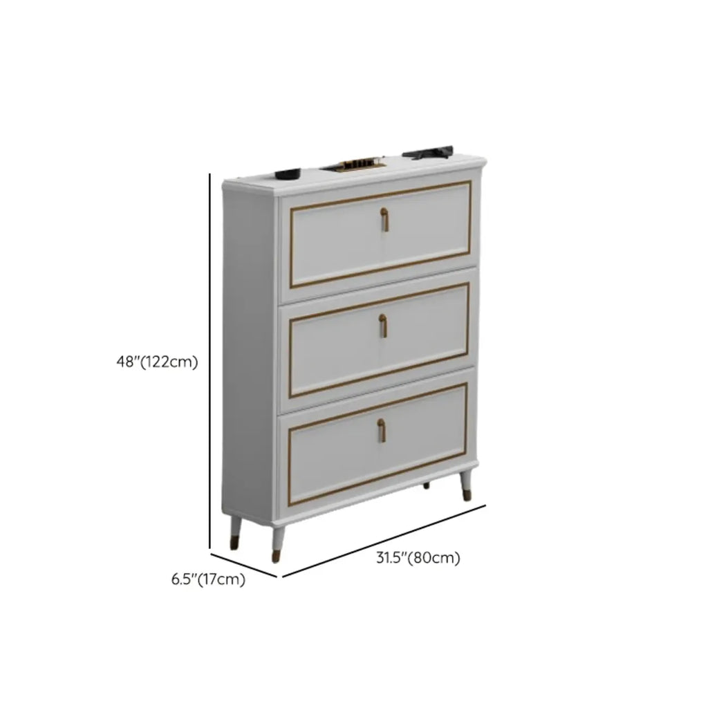Meuble à chaussures en bois gris avec façade rabattable et étagères réglables
