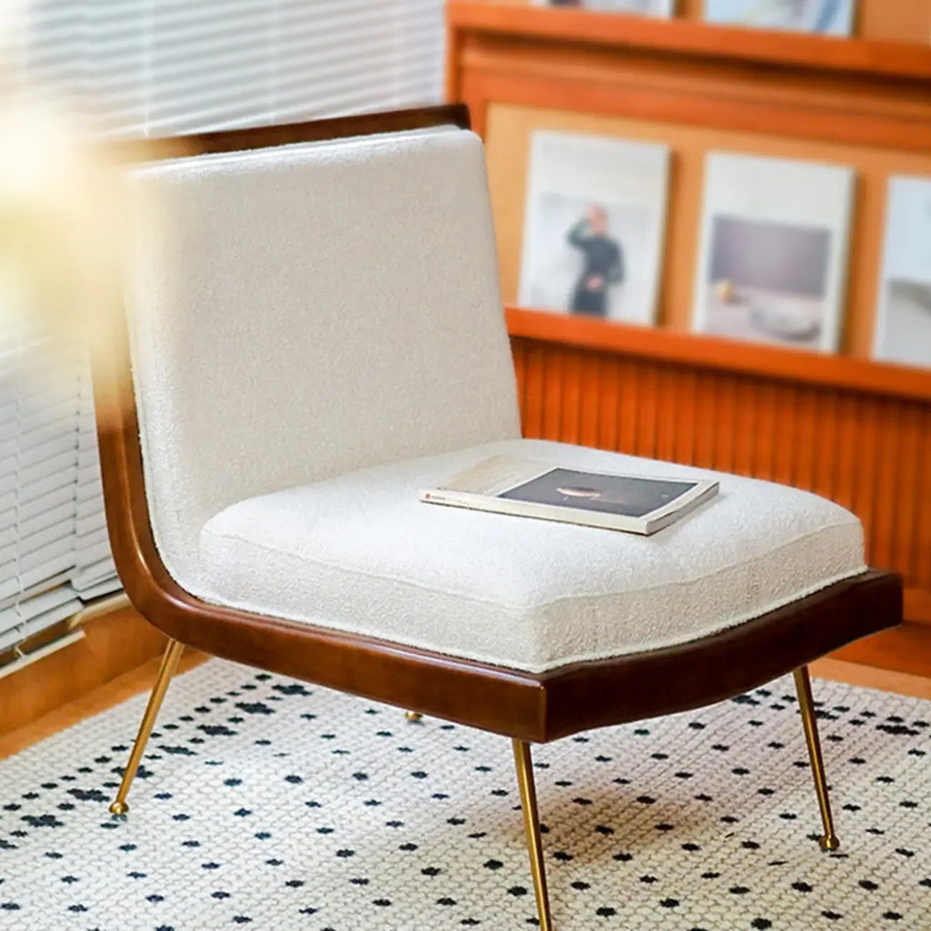 Fauteuil d'appoint glamour en sherpa avec coussin blanc