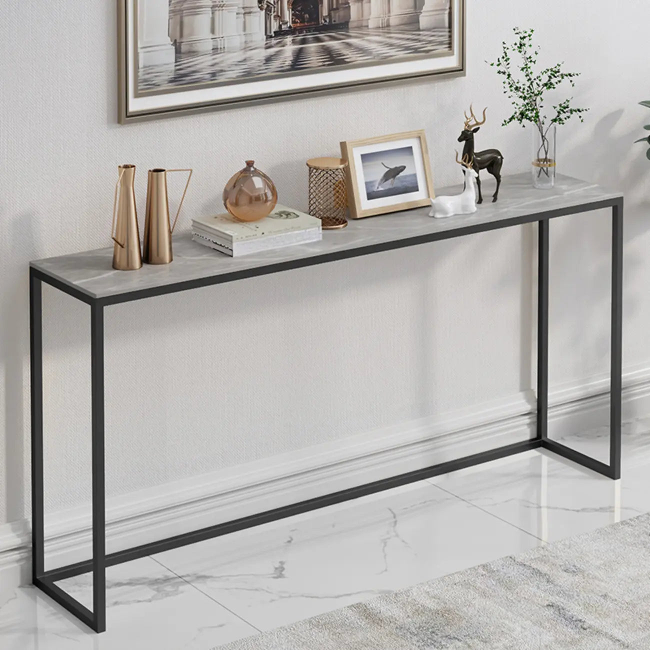 Tables de bar minimalistes en métal noir avec plateau en pierre