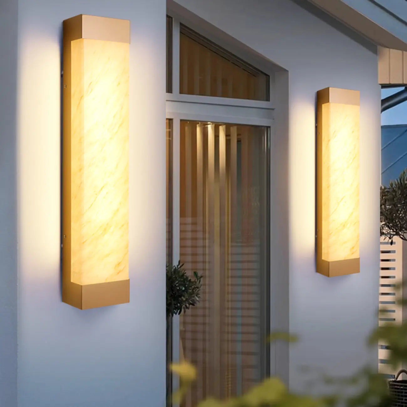 Applique murale LED beige en plastique d'extérieur contemporaine