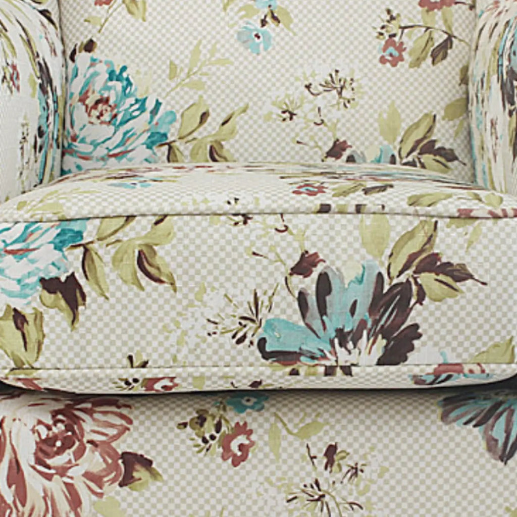 Poltrona Chesterfield tradizionale in pelle con profilo borchiato