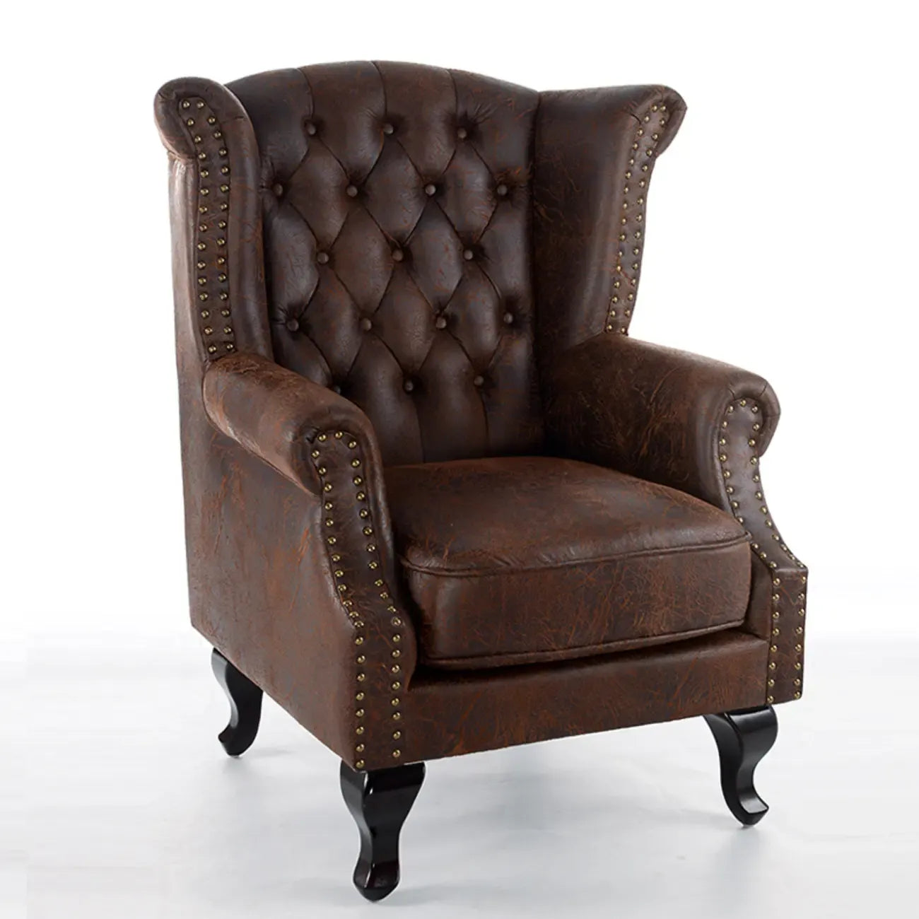Poltrona Chesterfield tradizionale in pelle con profilo borchiato