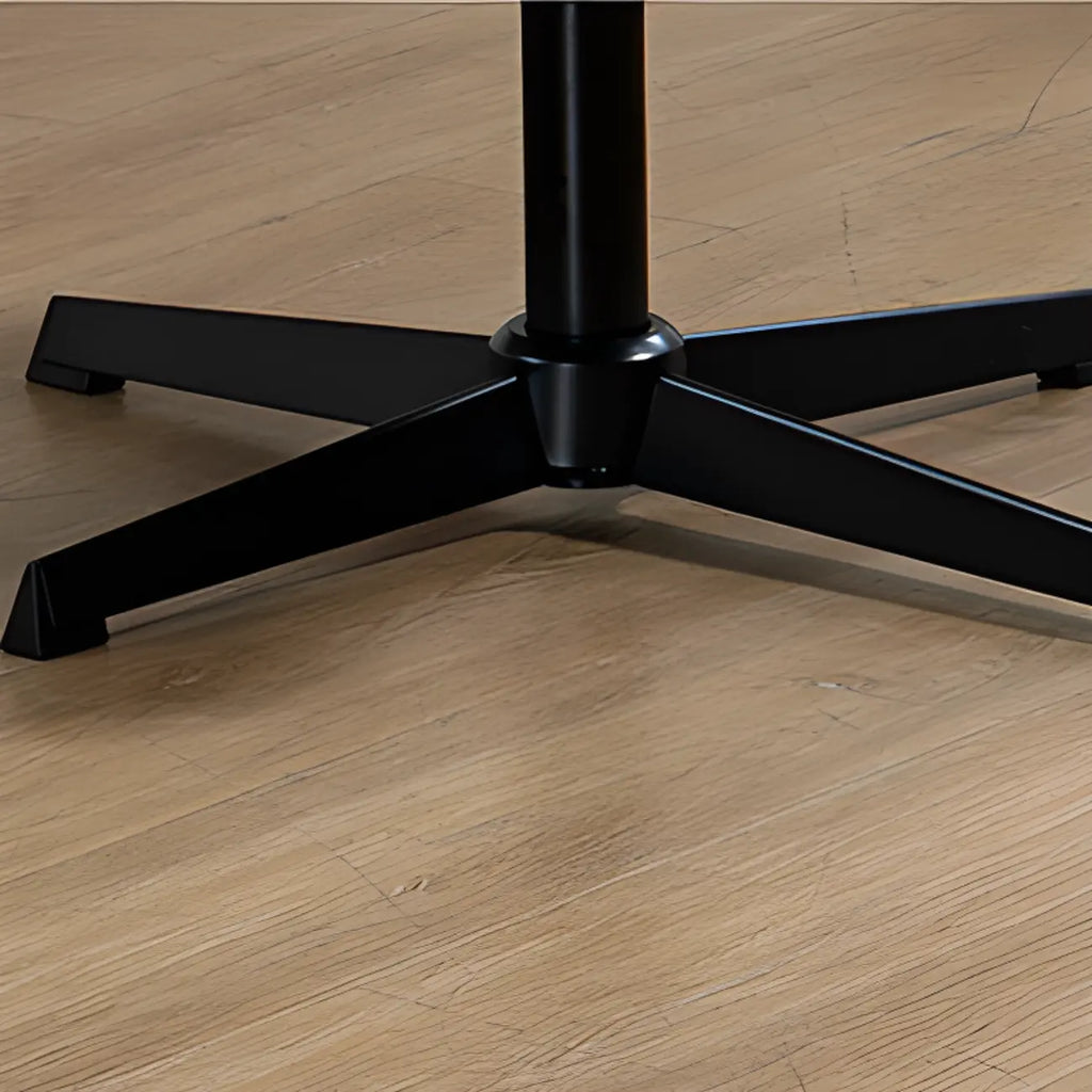 Chaise de bureau pivotante réglable, rembourrée et blanche à dossier bas