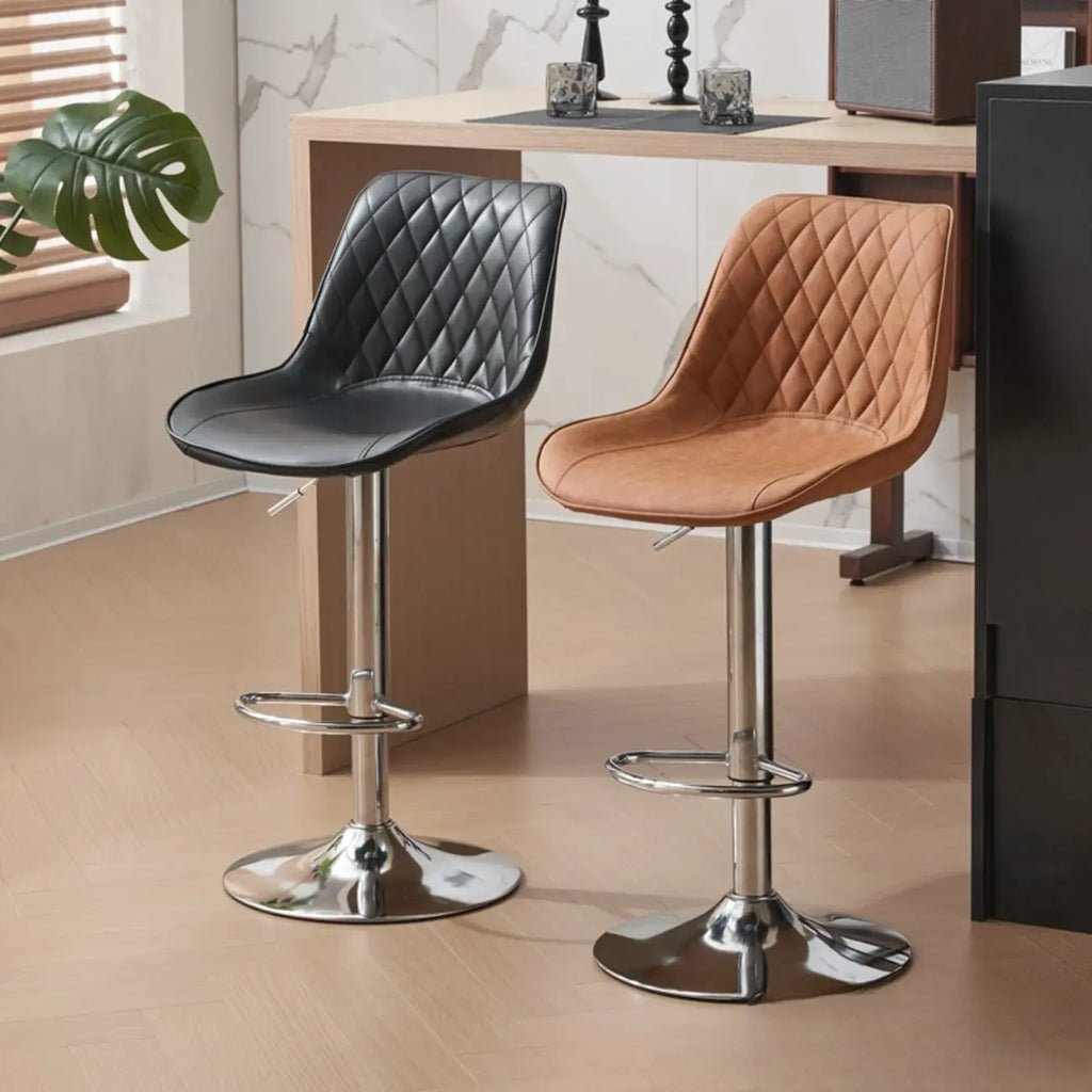 Tabouret de bar pivotant et réglable en cuir capitonné chic