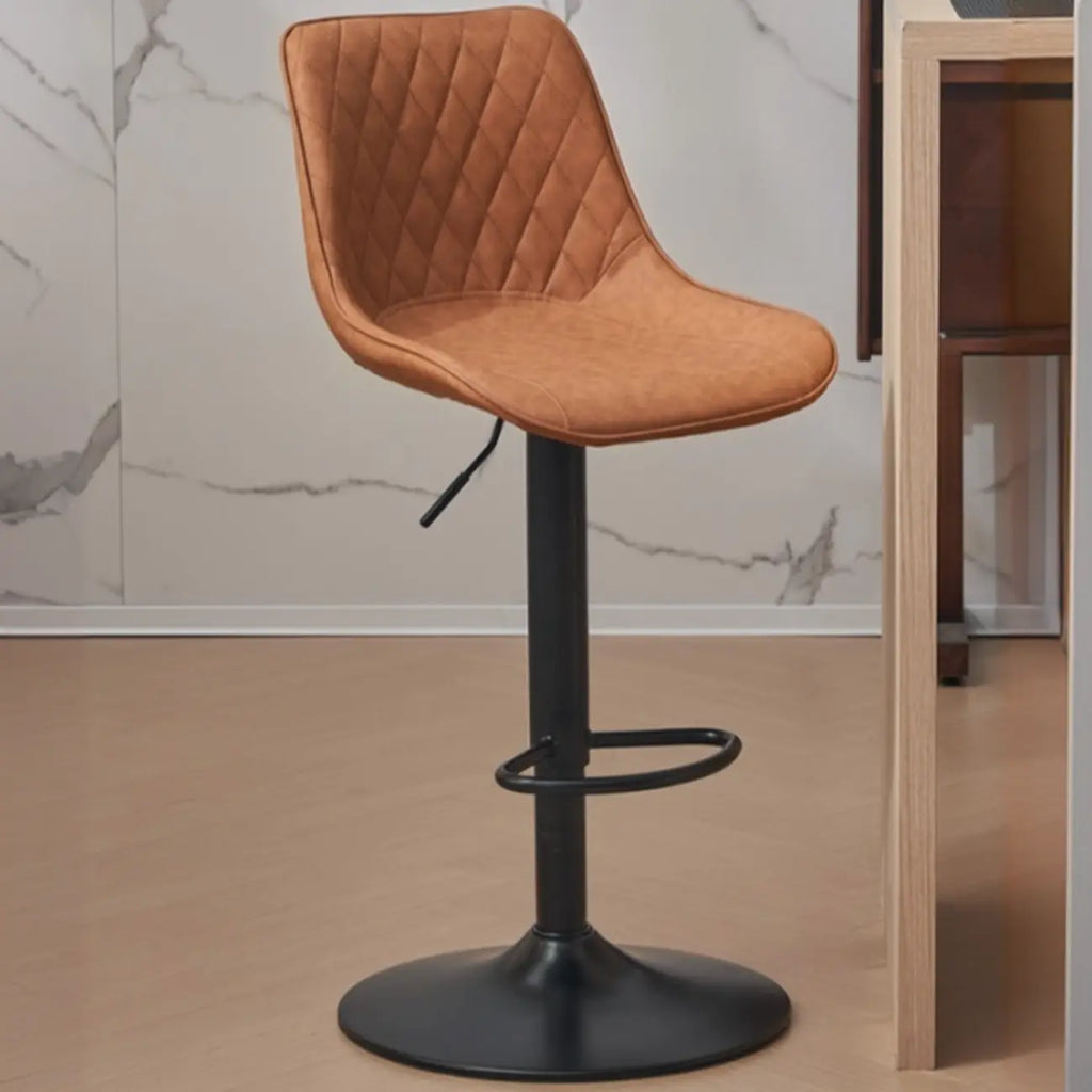 Tabouret de bar pivotant et réglable en cuir capitonné chic