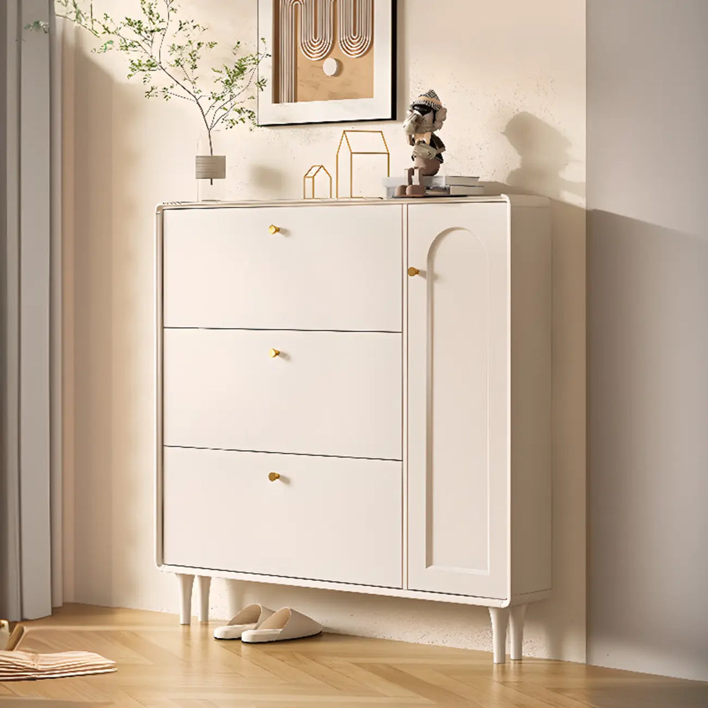 Meuble à chaussures d'entrée en bois beige avec rangement dissimulé