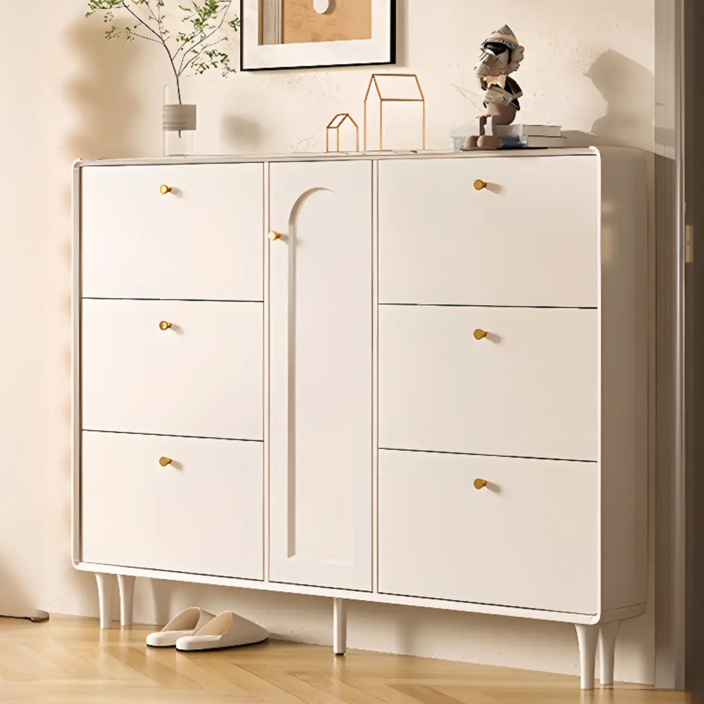 Meuble à chaussures d'entrée en bois beige avec rangement dissimulé