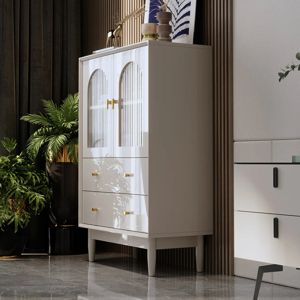 Armoire de rangement moderne et élégante en bois blanc avec portes vitrées