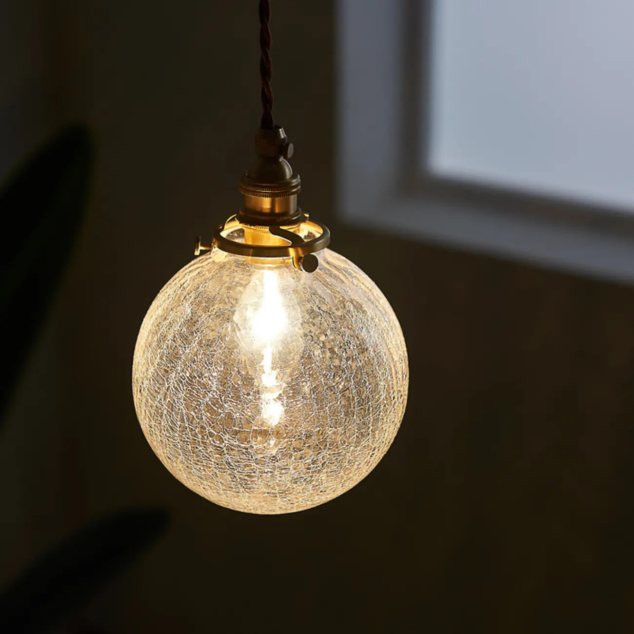 Suspension moderne réglable en verre craquelé doré
