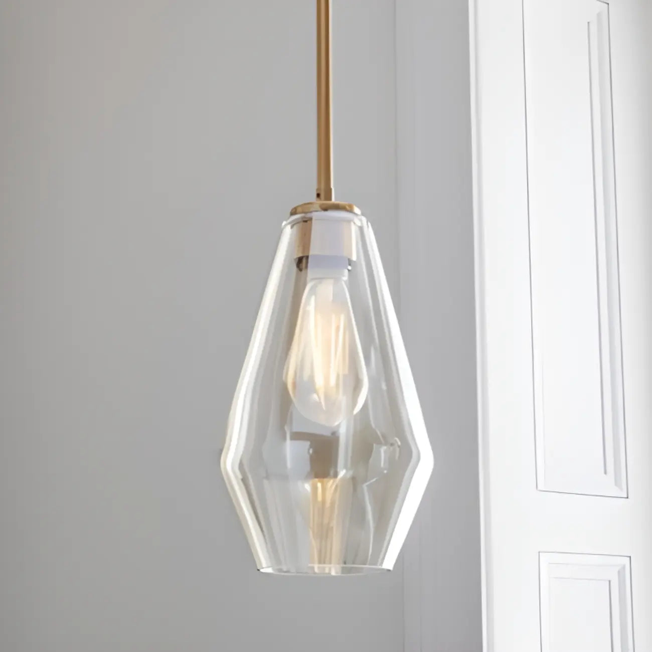 Suspension moderne en verre pour îlot de cuisine