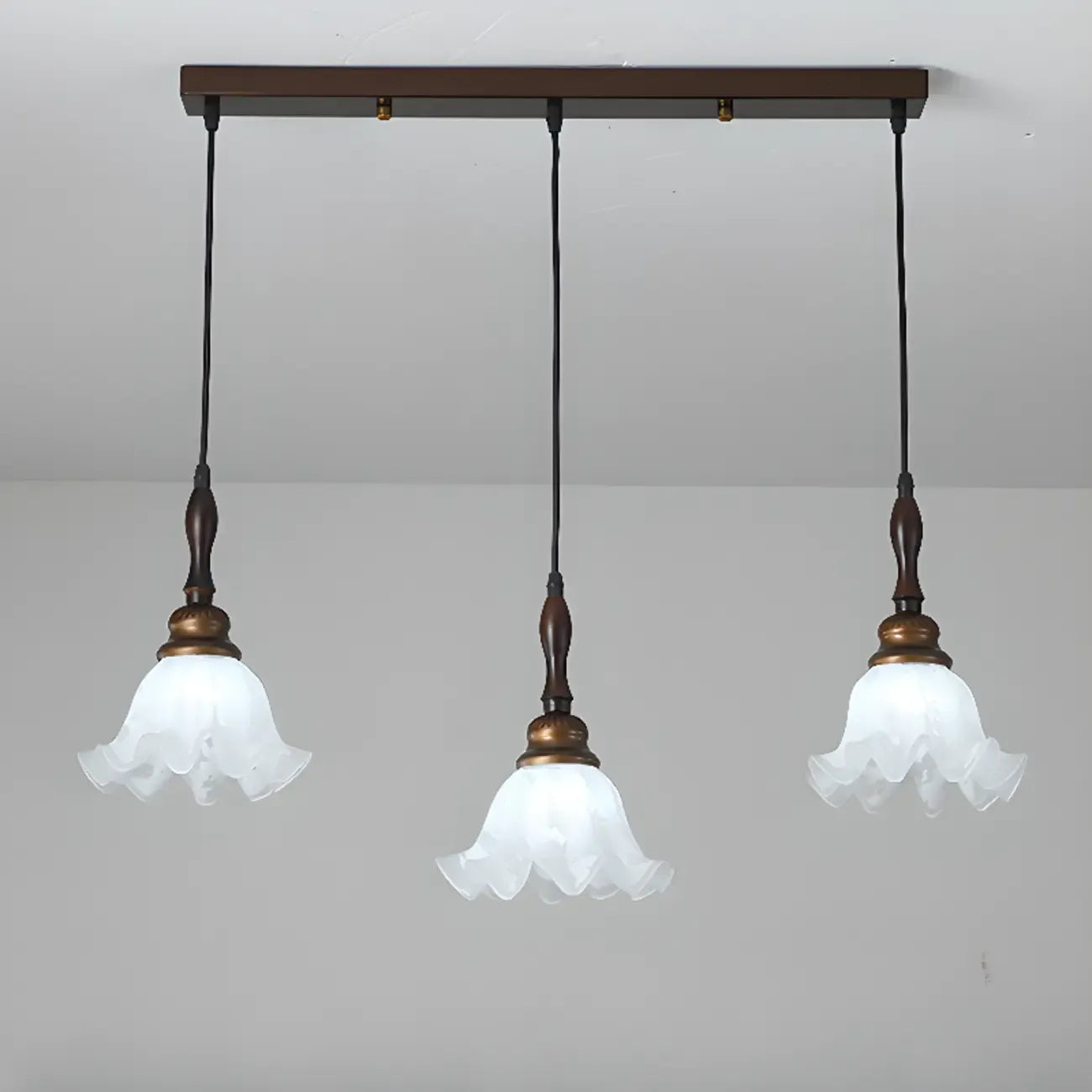 Suspension moderne à 3 lumières en verre en forme de fleur pour îlot de cuisine