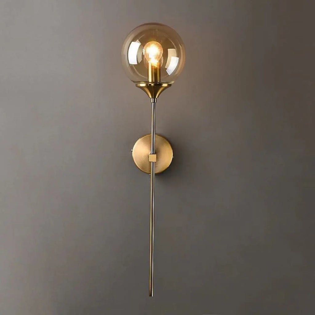 24 Applique moderne in ottone con paralume in vetro