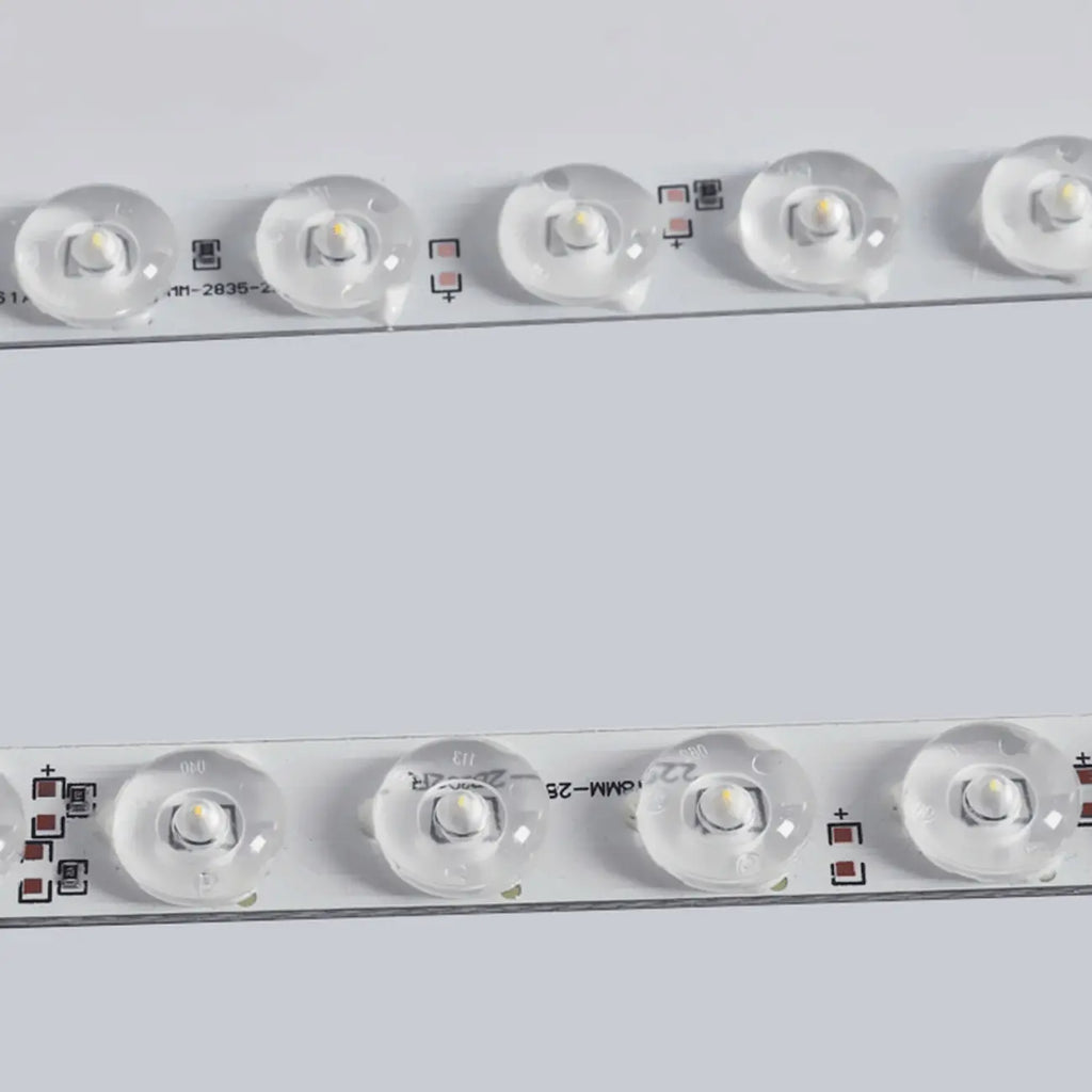 Plafonnier LED rond doré élégant