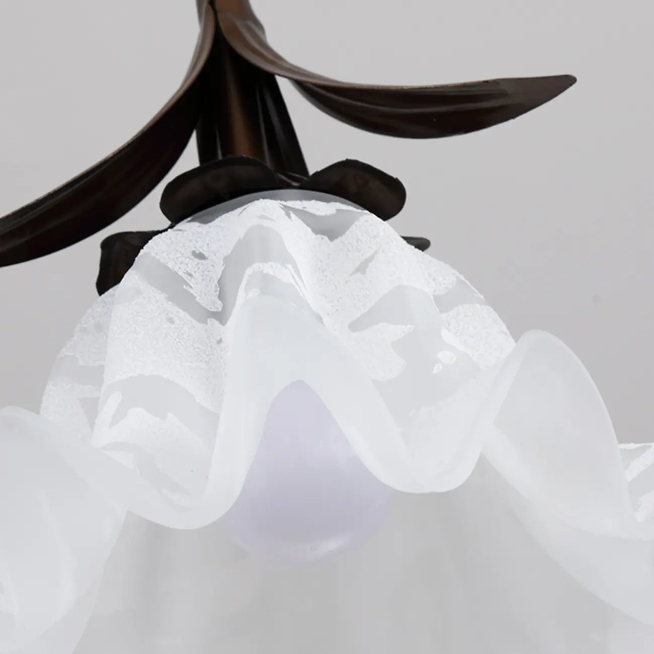 Suspension moderne en verre en forme de fleur pour la cuisine